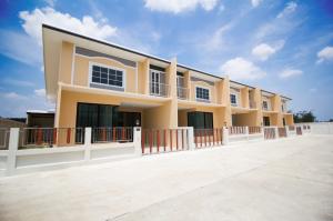 For SaleTownhouseRayong : New house, one floor, high ceiling, high roof, Map Yang Phon 18