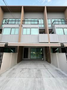 For RentTownhouseMin Buri, Romklao : 3-storey townhouse with furniture, beautifully decorated, for rent in Rom Klao-Lat Krabang area, near Market Place, Krungthep Kreetha, only 5.5 km.