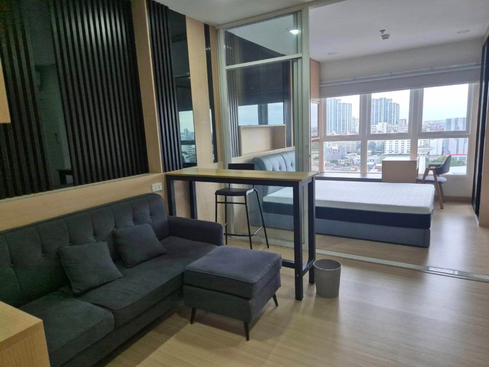 For RentCondoRamkhamhaeng, Hua Mak : Condo for rent, Supalai Veranda Ramkhamhaeng, next to Rajamangala, 1 bedroom, 1 bathroom, 1 living room, 1 closed kitchen