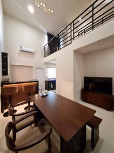 For RentTownhouseBangna, Bearing, Lasalle : Altitude kraf bangna