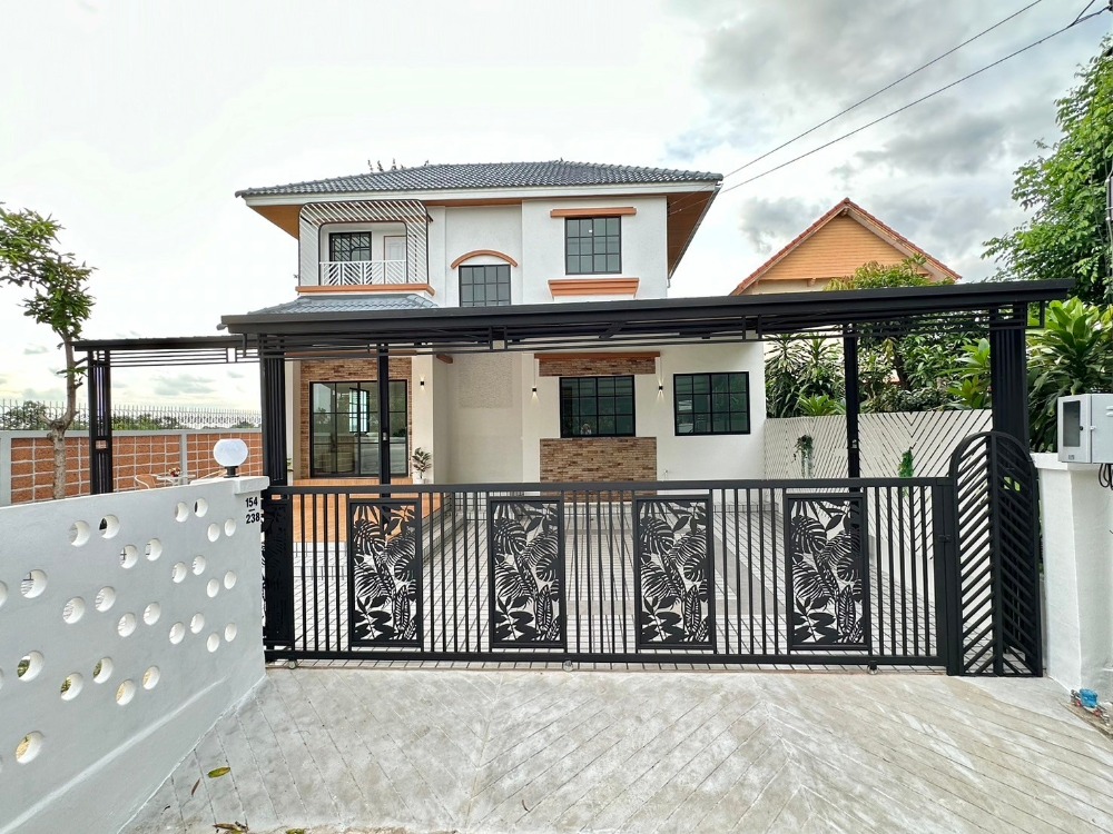 For SaleHouseMin Buri, Romklao : For sale: Single house, 58.5 sq.w., 4 bedrooms, 2 bathrooms, Wararom Village, newly renovated (ALP-H-241004)