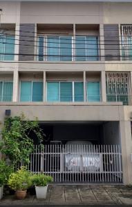 For RentTownhousePattanakan, Srinakarin : Townhouse for rent, 3 floors, ready to move in, Nobel Cube, Phatthanakan