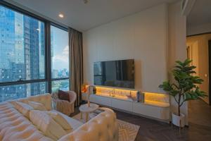 For SaleCondoSukhumvit, Asoke, Thonglor : Experience Urban Luxury: 2-Bedroom Oasis in Thonglor