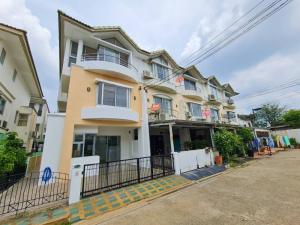 For SaleTownhouseRatchadapisek, Huaikwang, Suttisan : Townhome Supalai Ville Ratchada 32 / 4 bedrooms (FOR SALE), Supalai Ville Ratchada 32 / Townhome 4 Bedrooms (FOR SALE) MEAW534