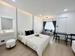 For SaleCondoOnnut, Udomsuk : 🔥 Hot Condo A space S77