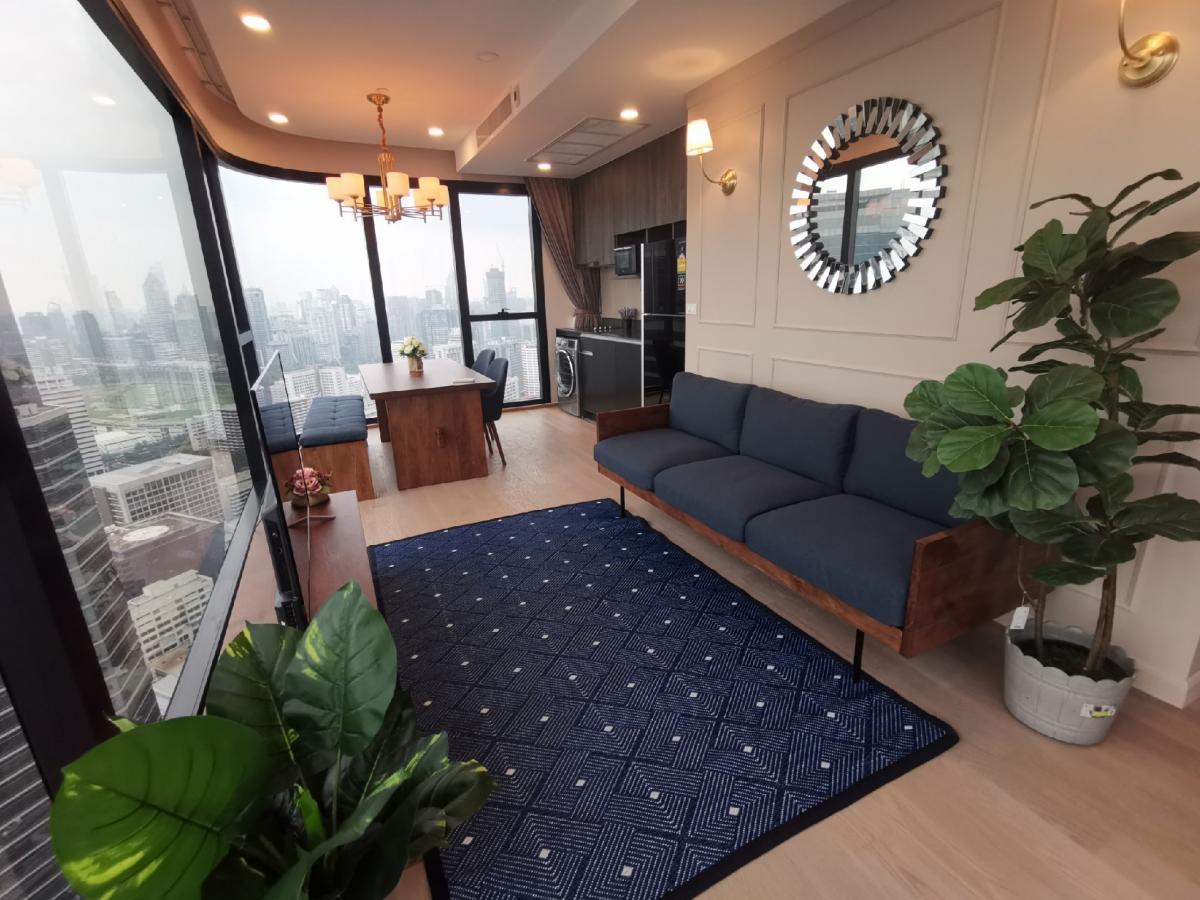 For SaleCondoSiam Paragon ,Chulalongkorn,Samyan : (Owner) Selling Ashton Chula-Silom, 44th floor, beautiful open view, 2 bedrooms, 2 bathrooms, 66 sq m., beautifully decorated, ready to move in, price 18.9 million baht.