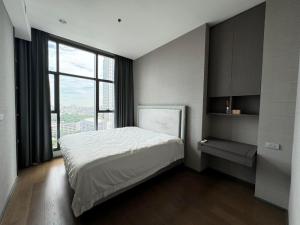 ขายคอนโด : Hot deal!! ขาย The diplomat sathorn ห้องสวยพร้อมอยู่ วิวไม่บล็อค 2bed 2bath ทำเลดีใจกลางสาทร ติด BTS 50เมตร