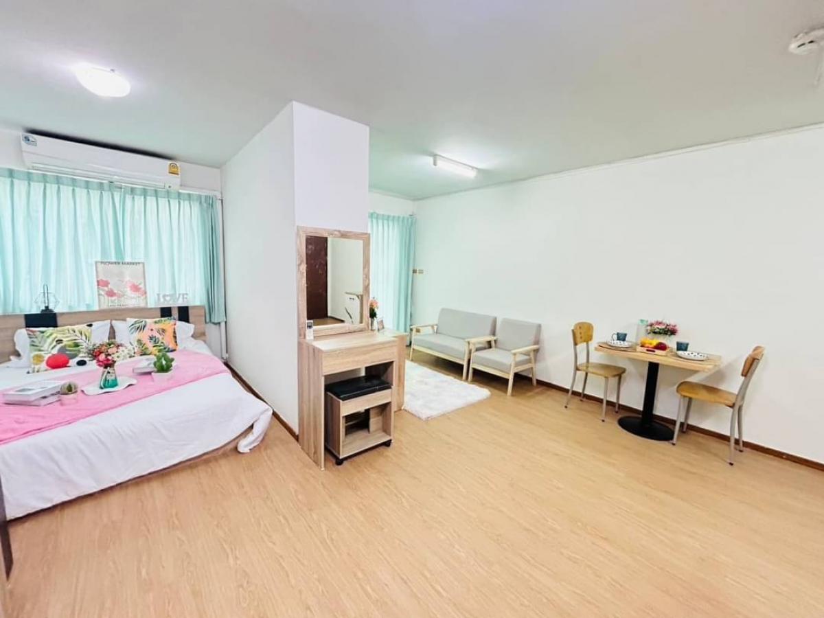 For RentCondoRama3 (Riverside),Satupadit : New room for rent = 9,000.- including common areas of a studio room, but with the feeling of a 1 bedroom room (divided into separate bedrooms) with an area of ​​39 sq m.