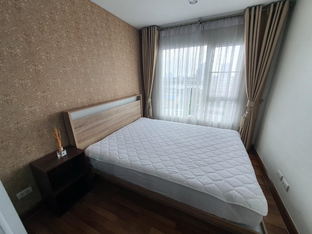 For RentCondoBang Sue, Wong Sawang, Tao Pun : Room for rent very quickly, Regent Home Bangson 27, interested contact Line: 0889656914, hurry and contact us.