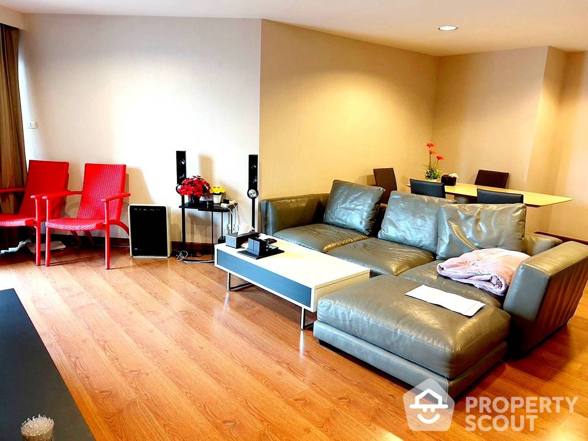 For SaleCondoRama9, Petchburi, RCA : 3-BR Condo at Belle Grand Rama 9 near MRT Phra Ram 9