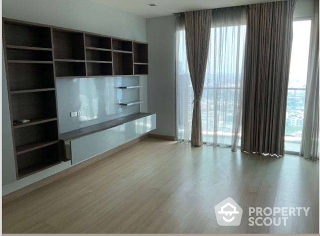 For SaleCondoOnnut, Udomsuk : 2-BR Condo at Sky Walk Residences near BTS Phra Khanong