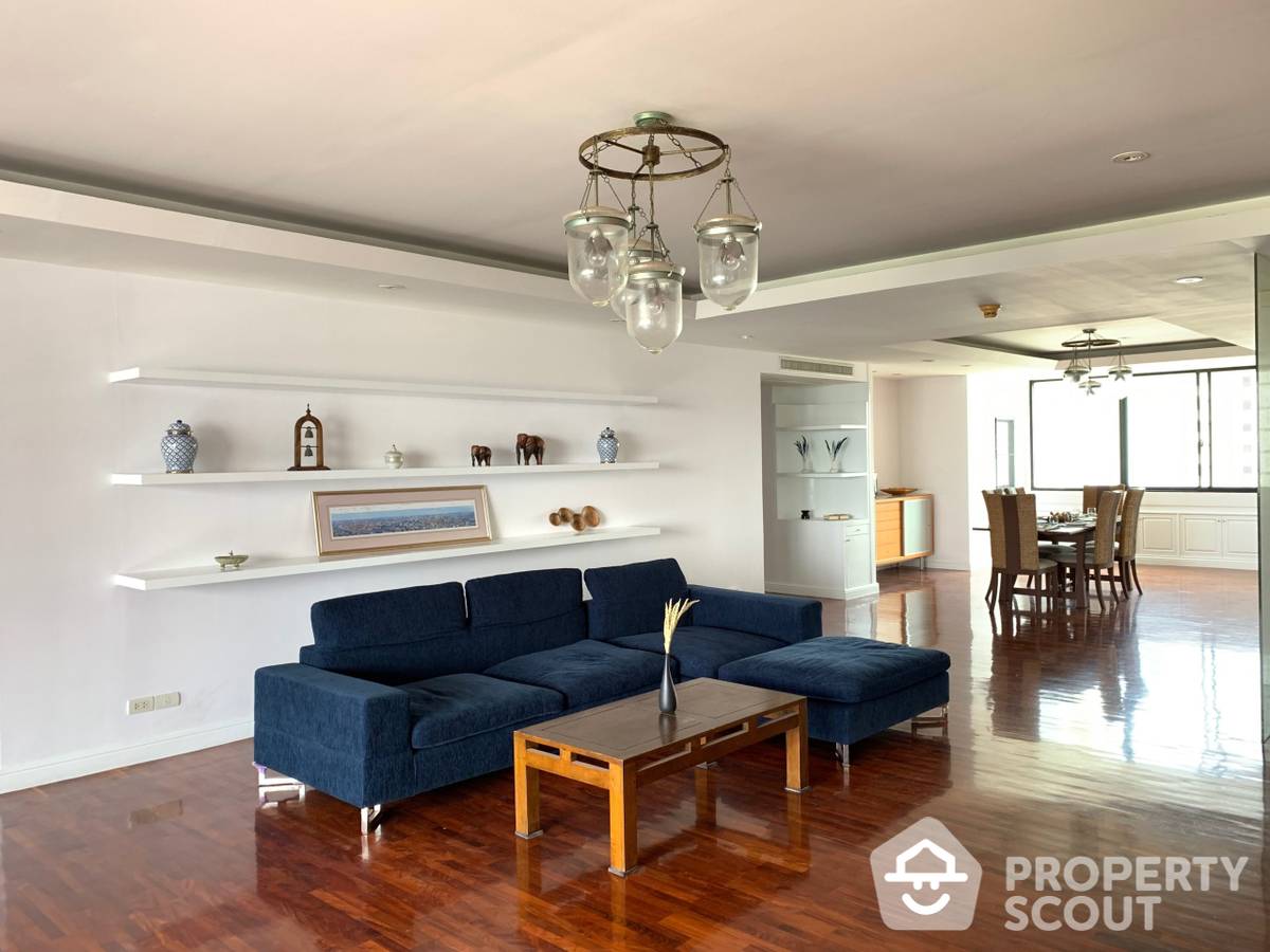 For SaleCondoSukhumvit, Asoke, Thonglor : 6-BR Penthouse at Sukhumvit Casa Condominium near BTS Asok