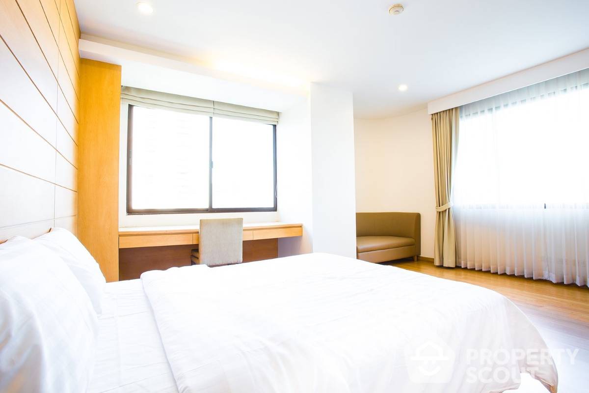 For RentCondoSukhumvit, Asoke, Thonglor : 4-BR Apt. near BTS Ekkamai