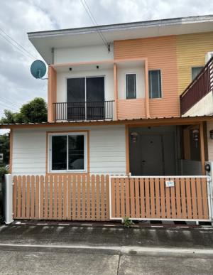 For RentTownhouseKaset Nawamin,Ladplakao : 📢Townhouse for rent (corner house) 📍 The Clover 9 Kase-Namson, beautiful built-in, good location, Kaset Nawamin area, easy to find food, convenient travel, near tourist attractions or famous restaurants such as Chocolate Ville🍫⛄️🏡