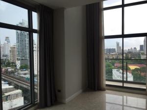 For SaleCondoSukhumvit, Asoke, Thonglor : Duplex Corner with City View in Thonglor