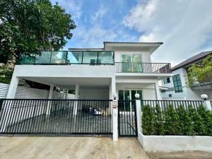 For SaleHouseMin Buri, Romklao : 📣⭐️🏡 SALE KC Garden Home project house, beautifully decorated, comes with lots of furniture, convenient transportation