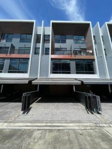 For RentTownhouseRama3 (Riverside),Satupadit : 3.5-storey townhouse, good location, fully furnished, beautifully decorated, for rent in the Phra Ram 3-Yan Nawa area, near the head office of the Bank of Ayudhya, only 650 meters away.