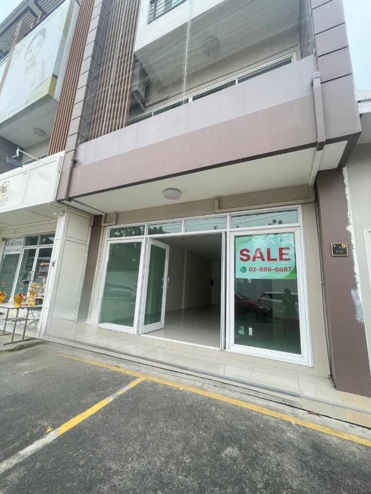 For SaleTownhousePattanakan, Srinakarin : grand de ville 4-storey townhouse for sale