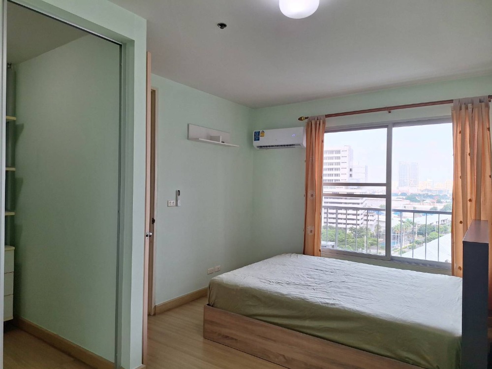 For RentCondoPattanakan, Srinakarin : Condo room for rent, The Parkland Srinakarin, ready to move in, large room, interested contact Line Id @realtor