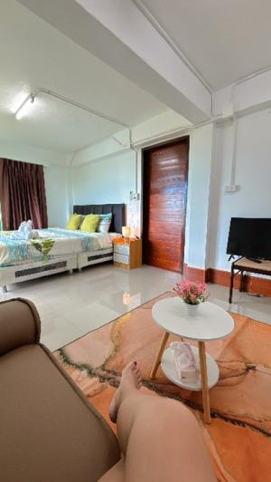 ให้เช่าบ้านภูเก็ต : 59/15 Patong house one bedroom city view