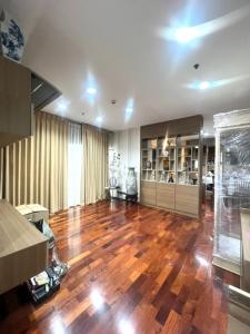 For SaleCondoSukhumvit, Asoke, Thonglor : For sale at a very good price, luxury condo in Thonglor area, 2 bedrooms, 114 sq m, only 10.99 million baht, Noble Ora