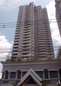 ให้เช่าคอนโดสุขุมวิท อโศก ทองหล่อ : LTH11050–DS Tower 1 FOR RENT 4 beds 3 baths 292 size Sq.m. Near BTS Phrom Phong ONLY 90k/month