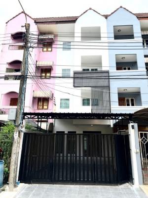 For RentTownhouseSukhumvit, Asoke, Thonglor : Townhome for rent, Pridi Banomyong 14, Sukhumvit 71, can do business👨🏼‍💻👨🏼‍💻🤶🤶