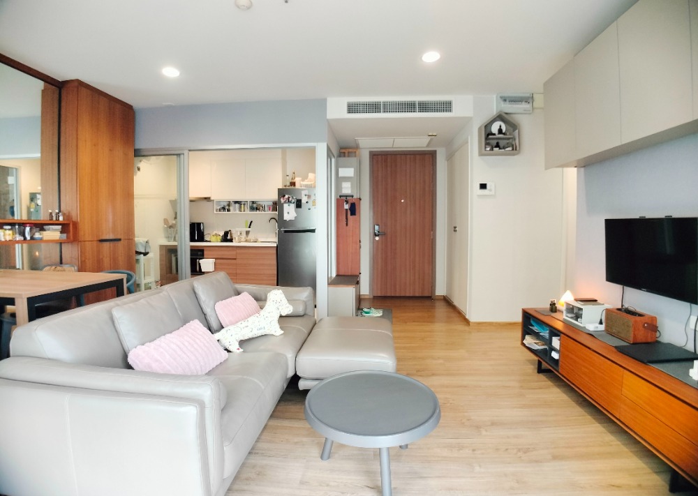 For SaleCondoSathorn, Narathiwat : Fuse Chan- Sathorn 2 bed, 2 Bath 60 sqm. Great Location!