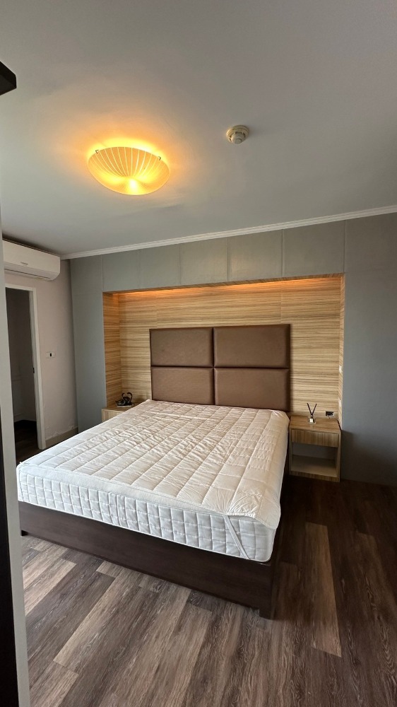 For RentCondoRama9, Petchburi, RCA : New!! Condo for rent I-House Luna Garden, large room 52 sq m, 8th floor, Building E, fully furnished, MRT Phetchaburi, ready to move in