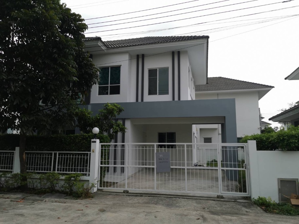 For SaleHouseMin Buri, Romklao : Beautiful house ready to move in Lalin-Lalin-Lanceo-NOV-House-Ram Intra-Khubon 38 .