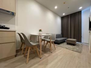 For RentCondoSukhumvit, Asoke, Thonglor : Condo for rent Noble State 39 35 sq m. near BTS Phrom Phong