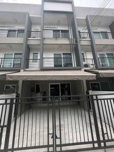 For RentTownhouseLadkrabang, Suwannaphum Airport : RTJ1792 Townhouse for rent, 3 floors, Baan Klang Muang, Suan Luang, Chaloem Phrakiat Rama 9, Prawet, near Mega Bangna