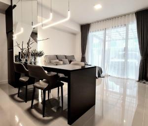 For RentTownhouseBangna, Bearing, Lasalle : 📢 For rent, 2-storey townhouse, Pleno Sukhumvit-Bangna 2, ready to move in, near Mega Bangna, convenient transportation 📢 Property code S2401-757