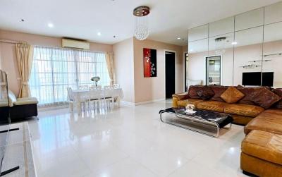 For RentCondoRatchathewi,Phayathai : Condo for rent, Baan Klang Krung Siam-Pathumwan Condominium, 115 sq m.