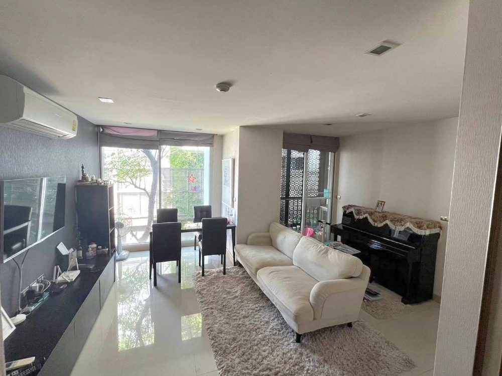 For SaleCondoSukhumvit, Asoke, Thonglor : Condo for sale, 2 bedrooms, Tree Condo Ekkamai, 87 sq m, near BTS Ekkamai, 550 m.