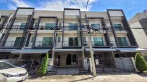 For RentTownhouseOnnut, Udomsuk : 3-storey townhouse, good location, beautifully decorated, for rent, Sukhumvit-On Nut area, near People Park Community Mall, only 1.2 km.