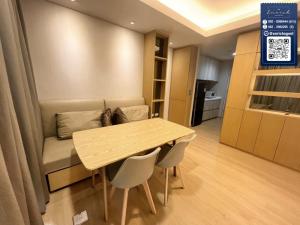 For RentCondoSukhumvit, Asoke, Thonglor : 💙For rent The Lumpini 24, large room, beautiful, in the heart of the city, BTS Phrom Phong💙Call 092-8366444 Dao // Line id : @enrichagent