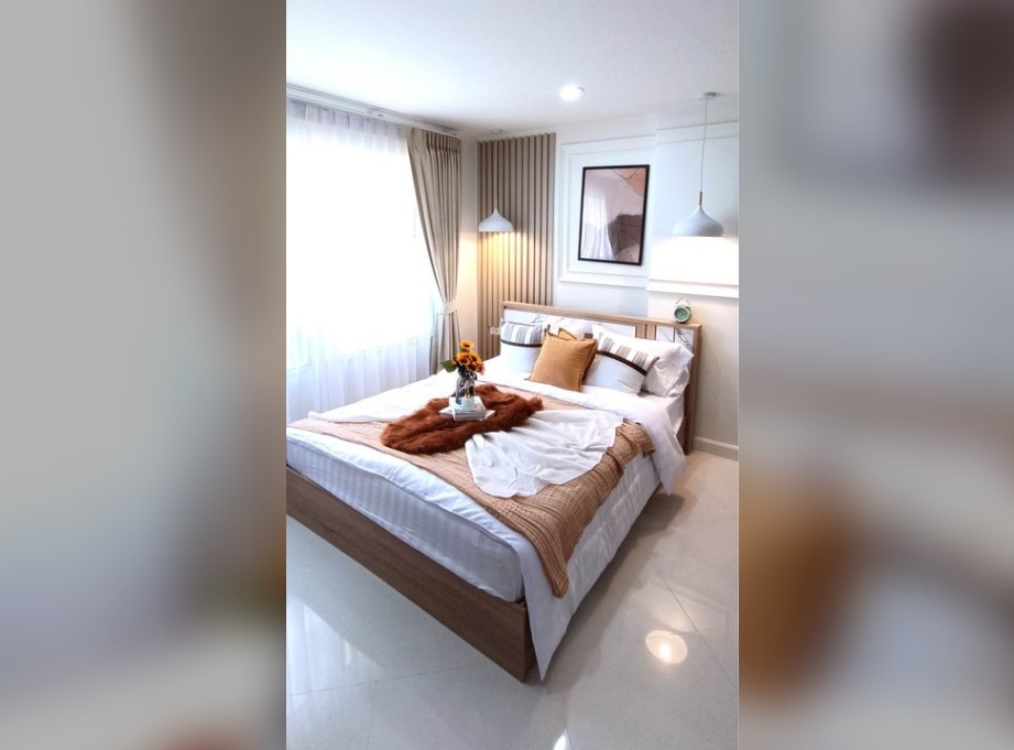 For RentCondoRatchadapisek, Huaikwang, Suttisan : #For rent Condo Lumpini Ville Cultural Center [Condo for rent Lumpini Ville Cultural Center] near MRT Huai Khwang - Studio room, 1 bathroom, 1 kitchen - 3rd floor, area 30 sq m - Fully furnished, rent 9,500 baht/month