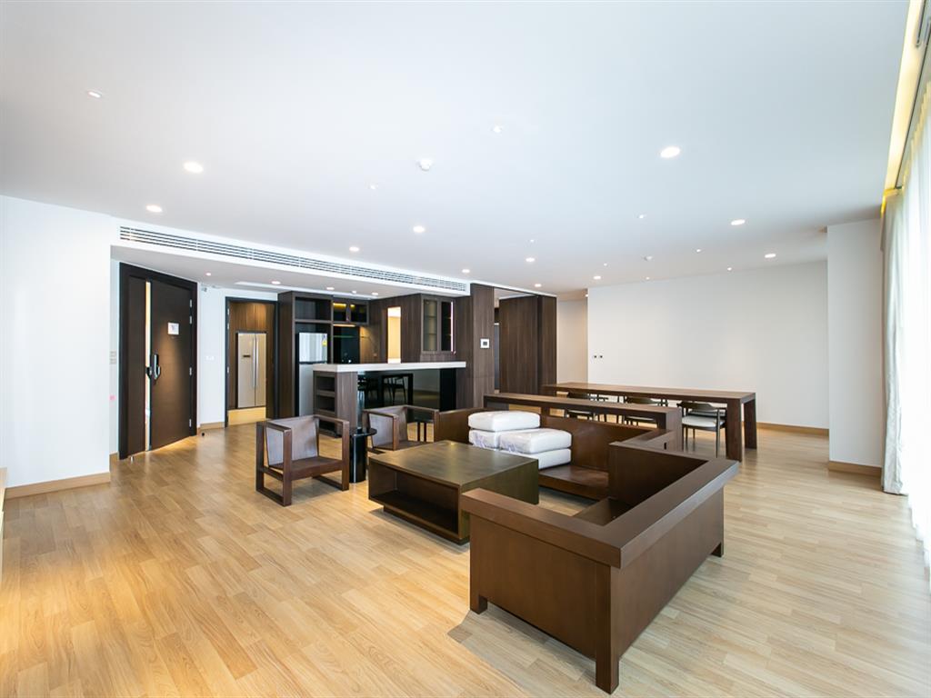 For RentCondoOnnut, Udomsuk : Park Court Sukhumvit 77 Penthouse 283 sq.m.