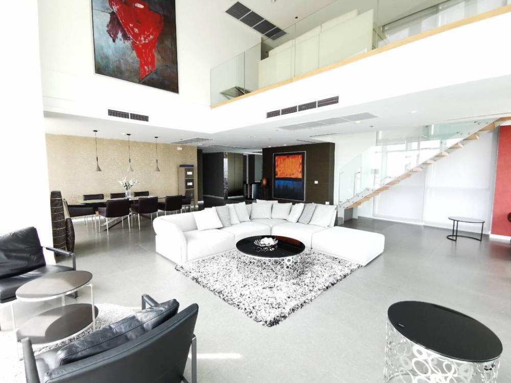 ขายคอนโดวงเวียนใหญ่ เจริญนคร : The River 4bed duplex 328sqm 93 mil. Am: 0656199198