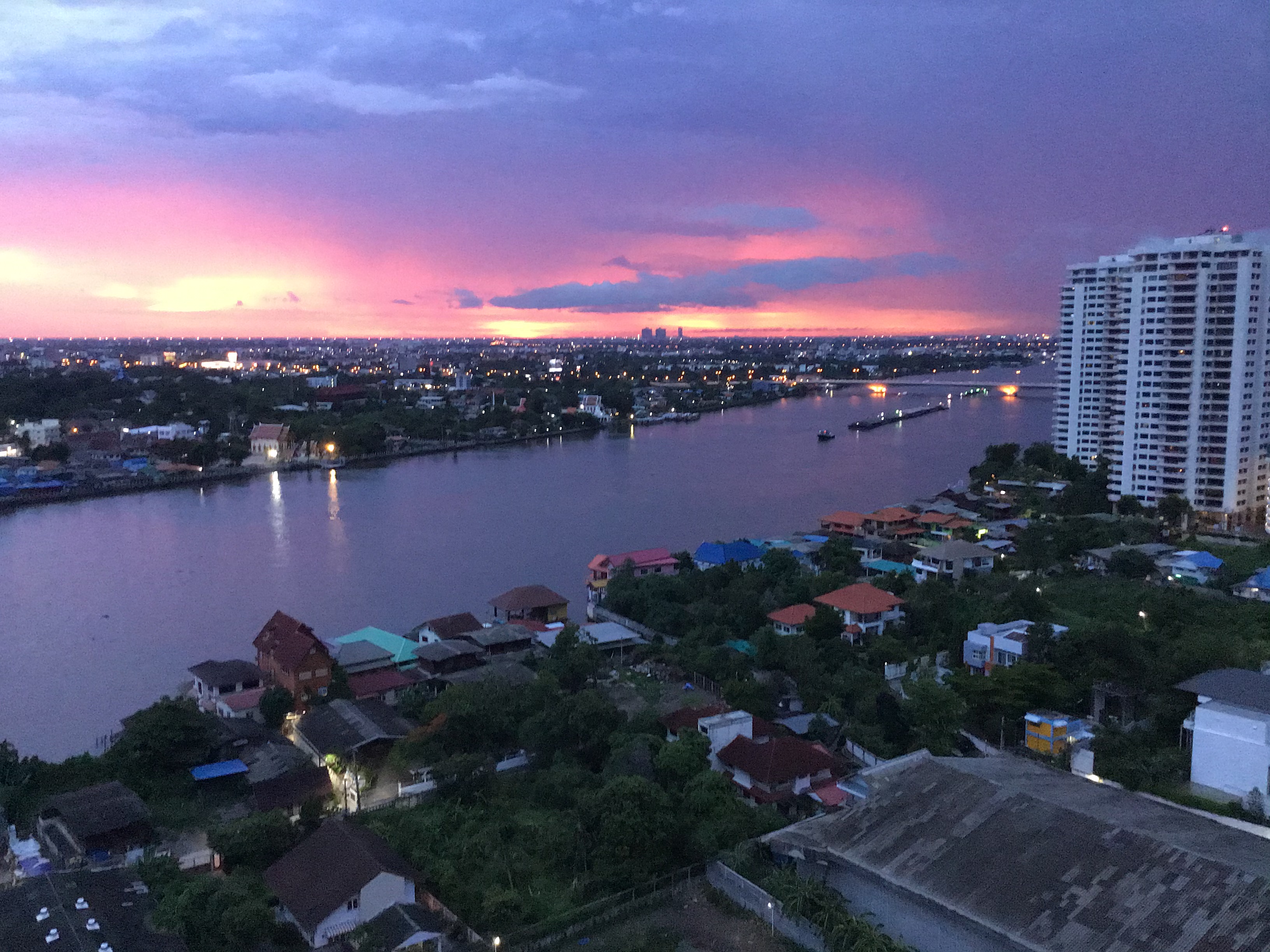 For SaleCondoRattanathibet, Sanambinna : Loss sale, Lumpini Ville Phibulsongkhram Riverview condo, fully furnished Chaopraya river view