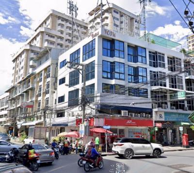 For SaleShophouseRatchadapisek, Huaikwang, Suttisan : Commercial building for sale, 5 floors, 2 booths, at the entrance of Soi Pracharat Bamphen 20, Huai Khwang District, 500 sq m.