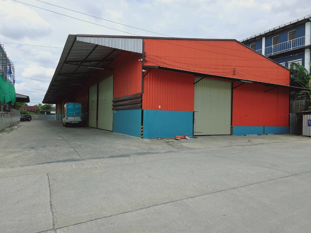 For RentWarehouseNonthaburi, Bang Yai, Bangbuathong : Warehouse for rent in Bang Kruang area, Bang Kruai-Sai Noi Road, Ratchaphruek, Rama 5, Nakhon In, Mueang District, Nonthaburi Province