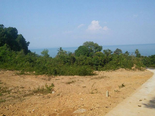 For SaleLandTrat : Land for sale on the sea private Koh Chang 8-1-44 Rai.