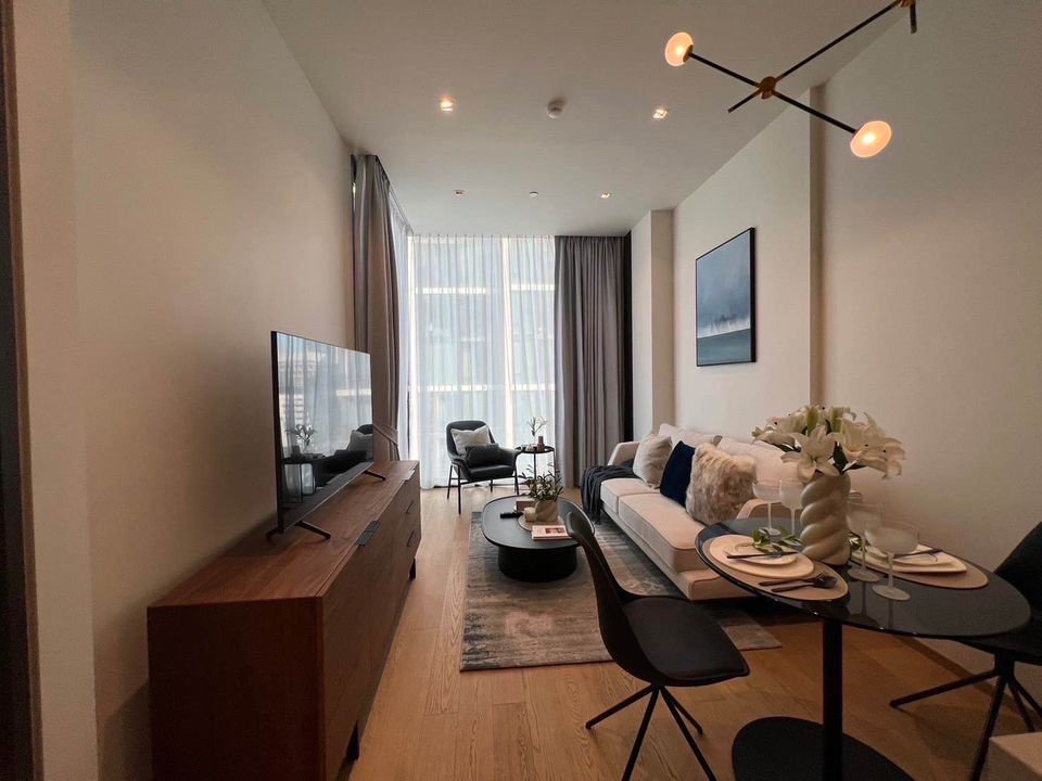 For RentCondoWitthayu, Chidlom, Langsuan, Ploenchit : +++For urgent rent+++ 28Chidlom *** 1 bedroom, size 46 sq m., fully furnished, ready to move in