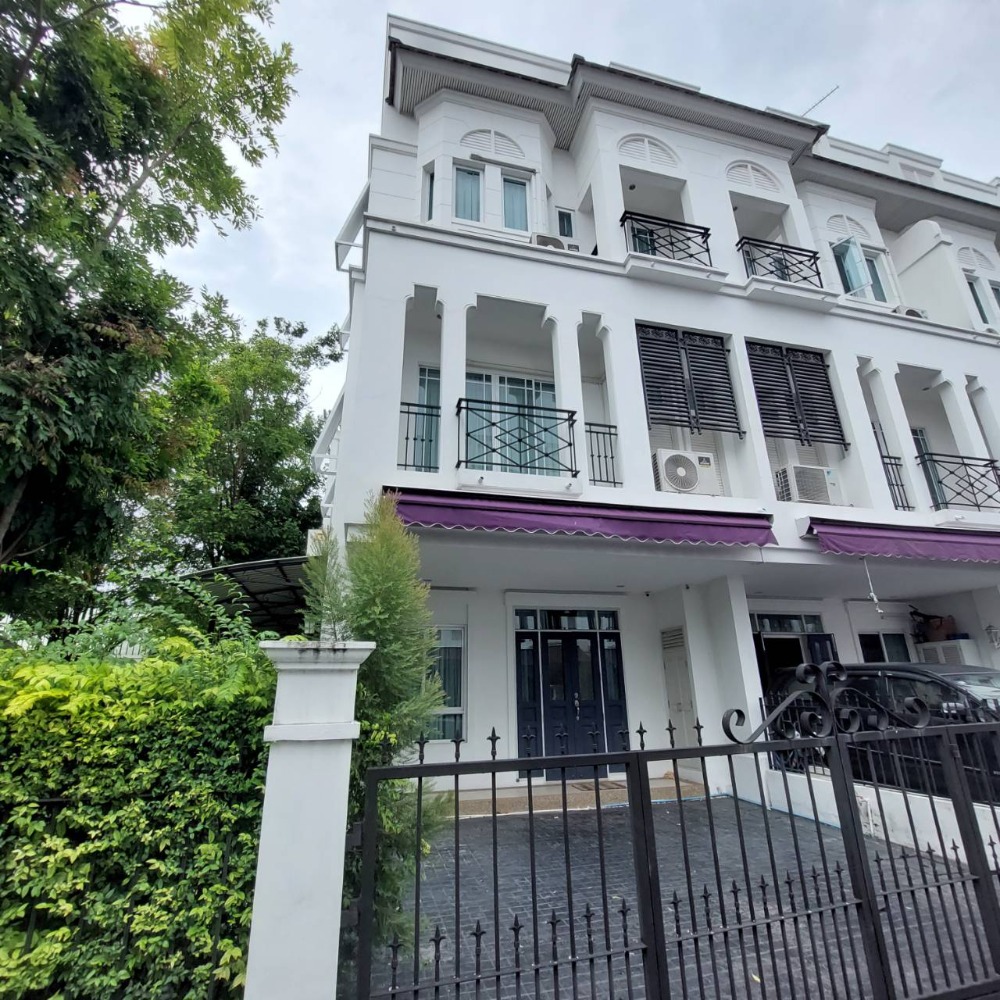 For RentTownhouseOnnut, Udomsuk : For Rent Leon Sukhumvit 62 townhome, near the expressway, 3 bedrooms, 2 car parks