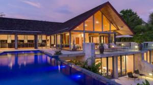 ขายบ้านภูเก็ต : Selling : Phuket Villa with Sea View , Proerty pot 886 sqm , land Pot 1608 sqm , Bed 5 Bath 6