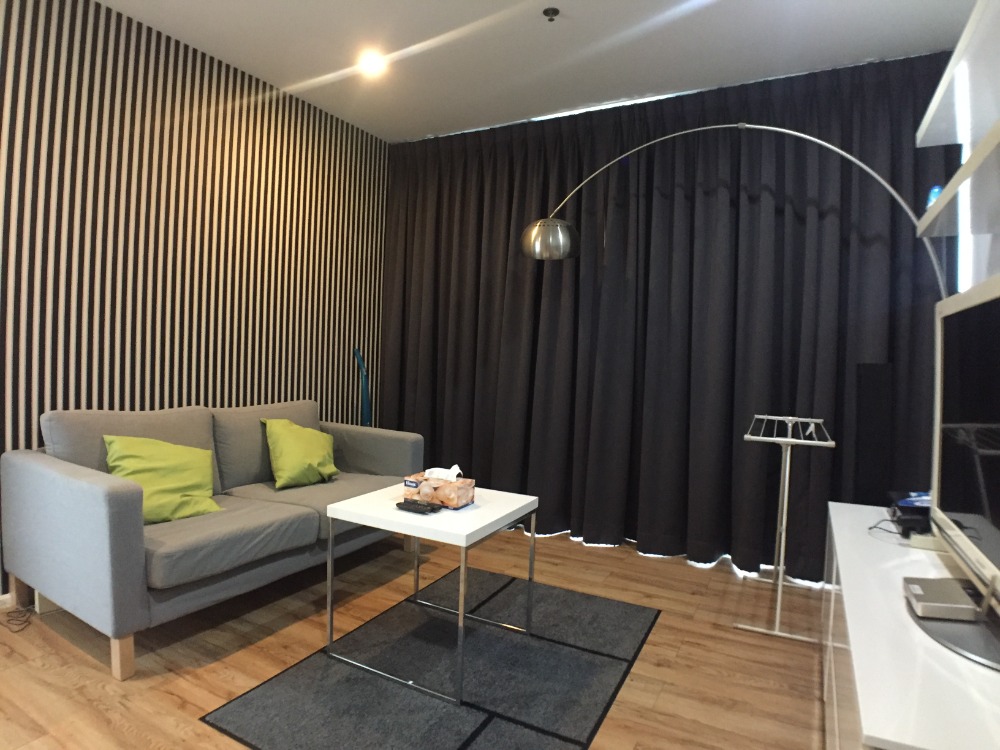 For SaleCondoSukhumvit, Asoke, Thonglor : For sale Noble remix 22nd floor 1 bed 1baht Near BTS Thonglor