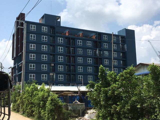 For SaleCondoBangna, Bearing, Lasalle : the Deco 2 bed 52 sqm rent 15000 baht sell 2.9 million bts bearing 300m new room, beautiful condition, good value.