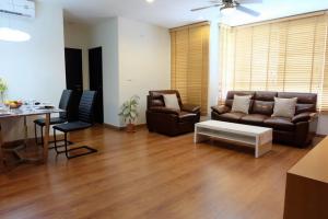 For RentCondoSukhumvit, Asoke, Thonglor : Condo for rent, The Address Sukhumvit 42, 8th floor, size 89.3 square meters, 2 bedrooms, 2 bathrooms, fully furnished